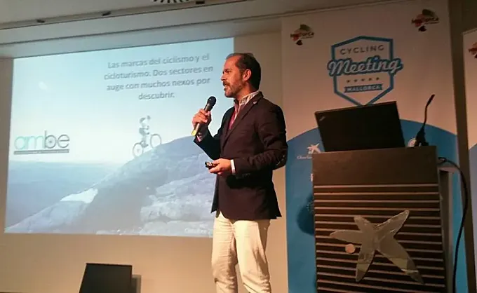 “Las ebikes suponen una revolución como la que en su día trajo el MTB” (Carlos Núñez, AMBE)