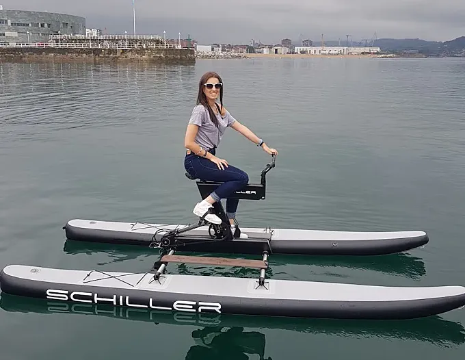 Bicicletas acuáticas de Gijón: un paseo por las aguas
