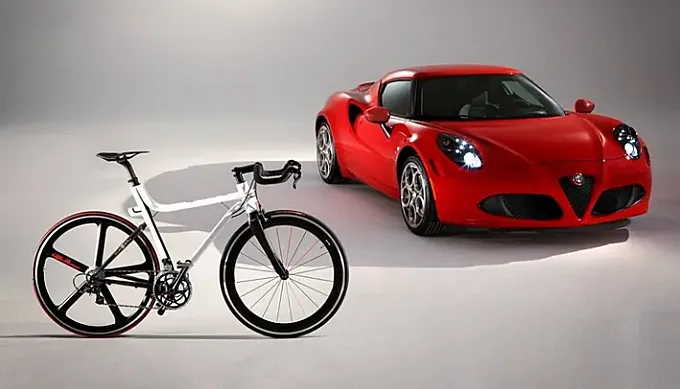 Alfa Romeo presenta su flamante bicicleta IFC 4D