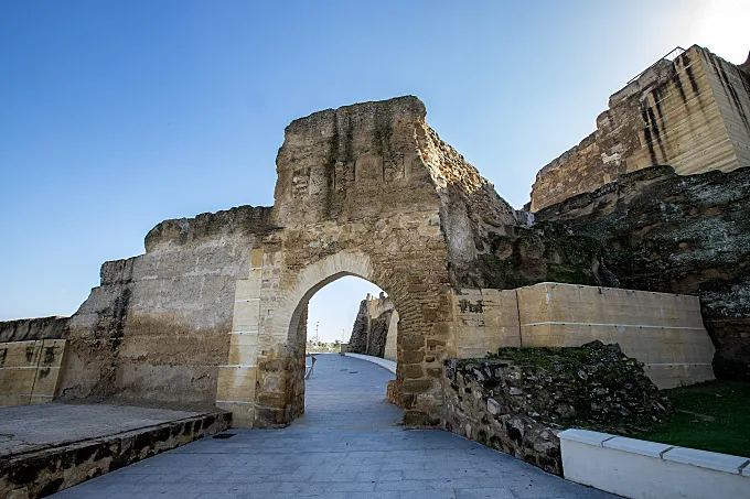 La Vía Augusta en bicicleta: historia repleta de servicios