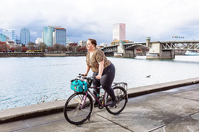Obesidad y ciclismo: cánones de belleza, bicicletas y gordofobia