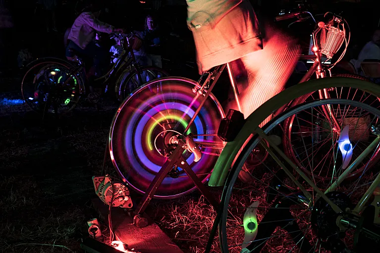 Sin pedaleo no hay película: Cinema a Pedal se prepara para su primera competición internacional