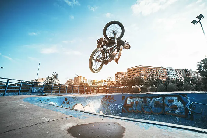 Rueda Film Festival Valencia: un festín de cine, música y bicis