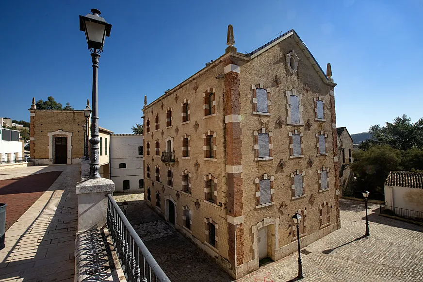 Edificio Alianza, Puente Genil, Córdoba.