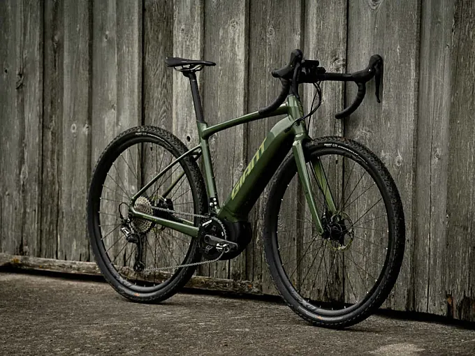 Giant Revolt E+ Pro: la revolución e-bike llega al gravel