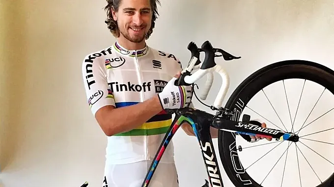 Sale a la venta el libro de Peter Sagan