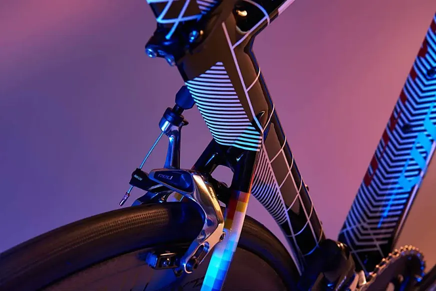 Specialized Allez Sprint pintada por Felipe Pantone.