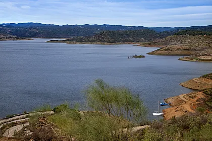 Vistas del Guadalquivir desde Almodóvar del Río, Córdoba.
