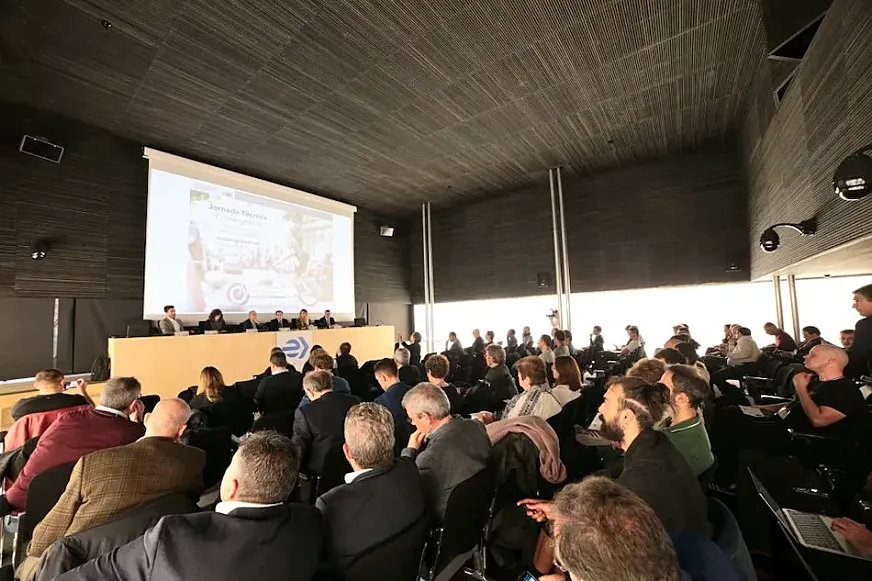 Un momento de la junta de la RCxB.