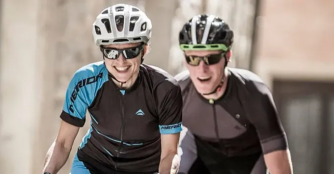 Merida Bikes lanza su gama de gafas para ciclistas