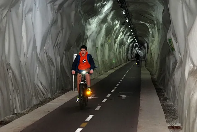 El túnel ciclista de Morlans, en San Sebastián