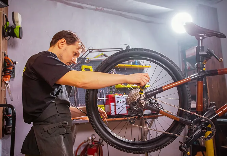 Europa necesita 105.000 mecánicos de bicicleta