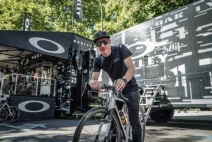 Ibon Zugasti: “La bici es compañerismo pero también ser tú mismo, tu carácter y tu fuerza”