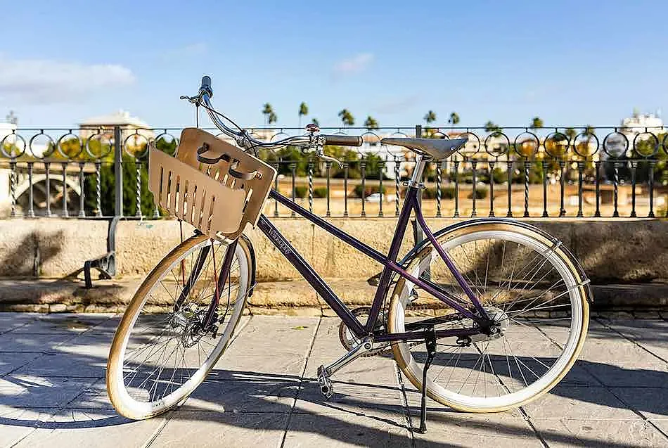 Así es Re:Cycle, fabricada por Vélosophy con cápsulas de café.