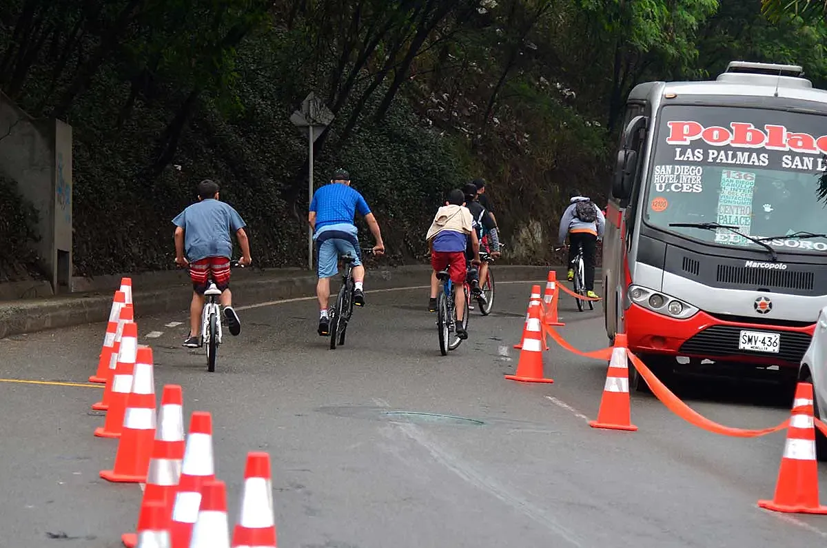 Carril bici provisional.
